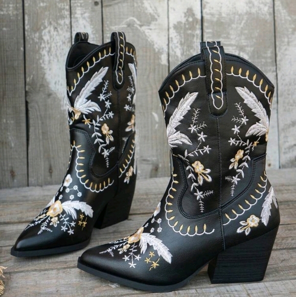 Women's Embroidered Western Floral Pattern Chunky Heel Fashion V-Cut Boots - Picture 4 of 6